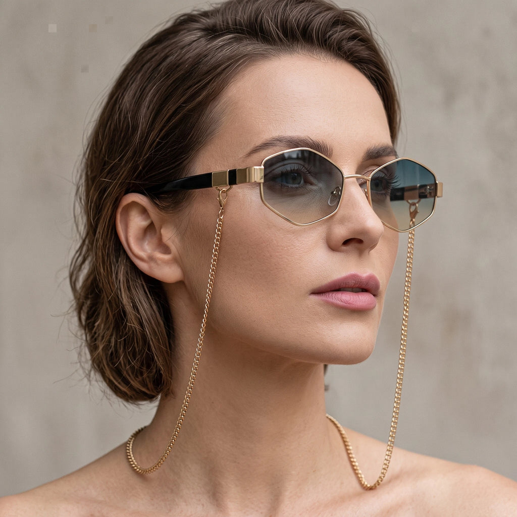 Kasia – Okulary z łańcuszkiem na co dzień