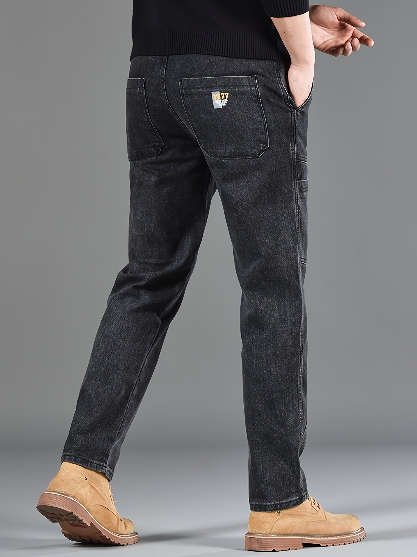 Krzysztof – Niebieskie dżinsy na każdą okazję