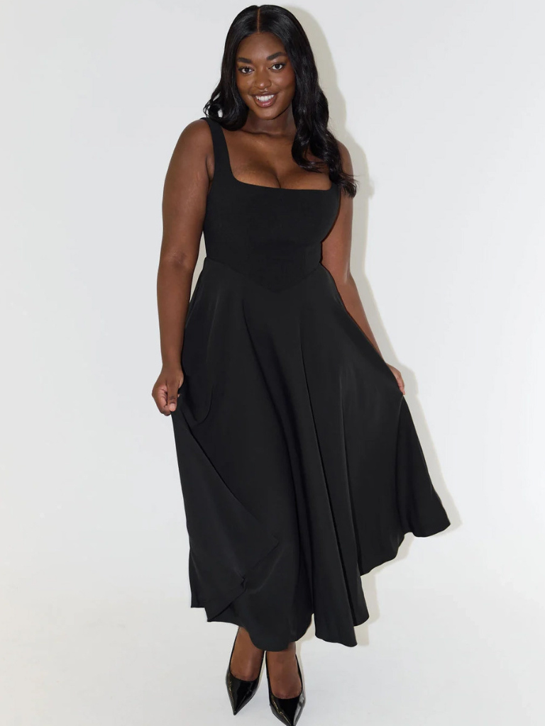 Katarzyna – Elegancka sukienka w intensywnym odcieniu czerwieni na różne okazje