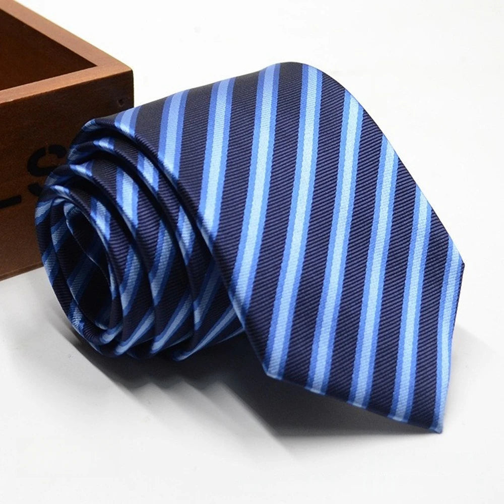 Marek – Elegancki krawat w paski