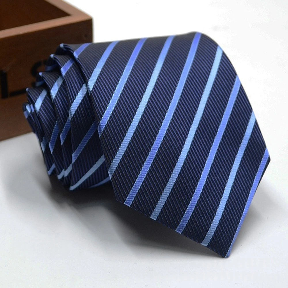Marek – Elegancki krawat w paski