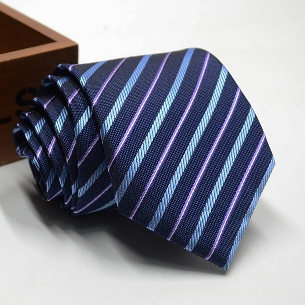 Marek – Elegancki krawat w paski