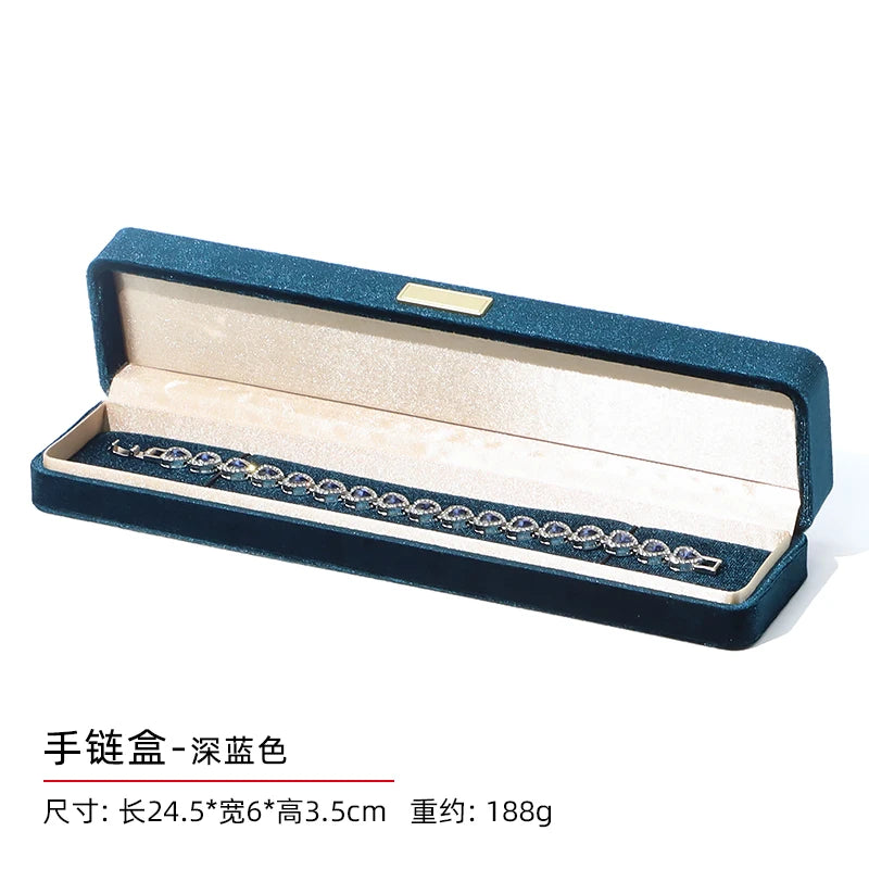 Natalia – Szkatułka na biżuterię w stylu glamour