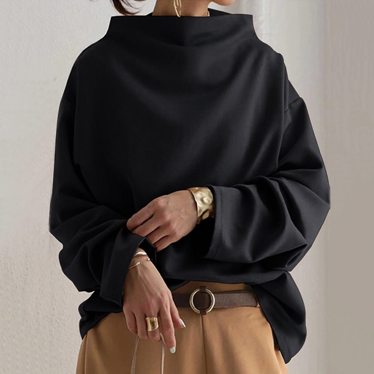 Kasia – Sweter z wysokim kołnierzem