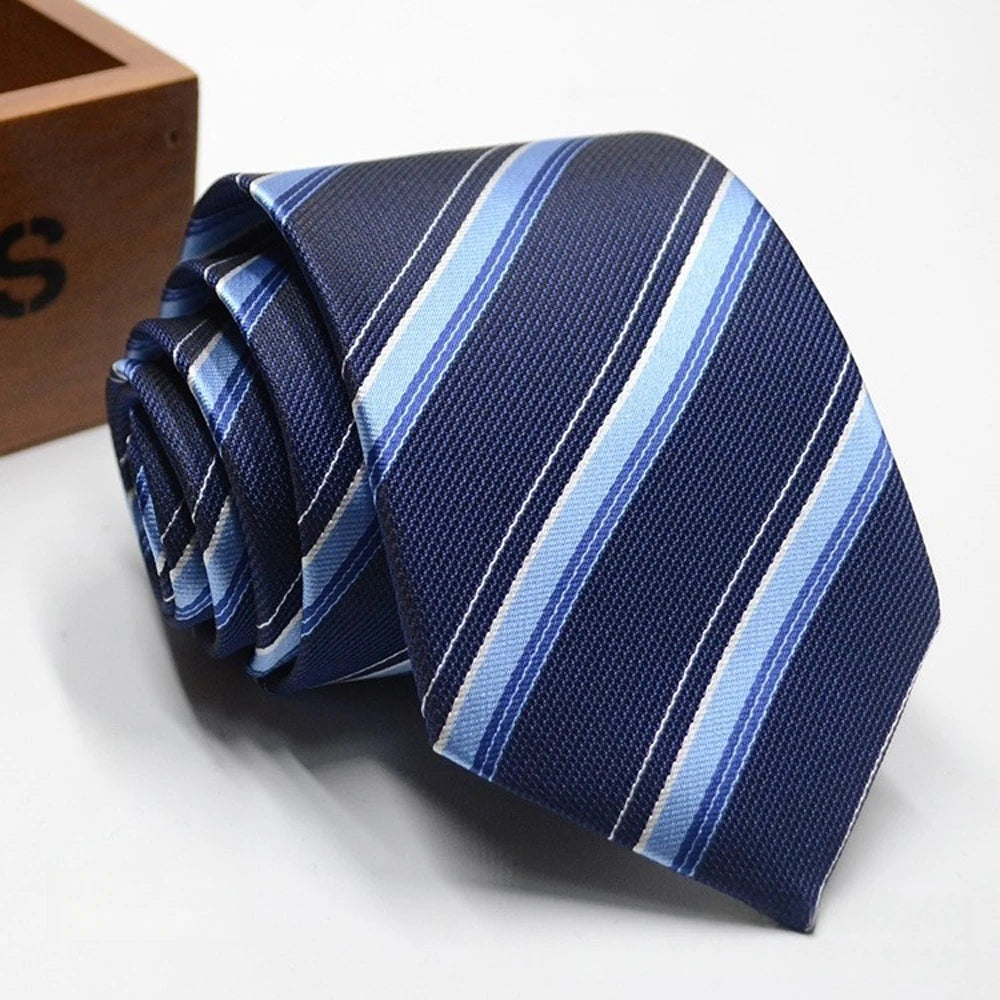 Marek – Elegancki krawat w paski