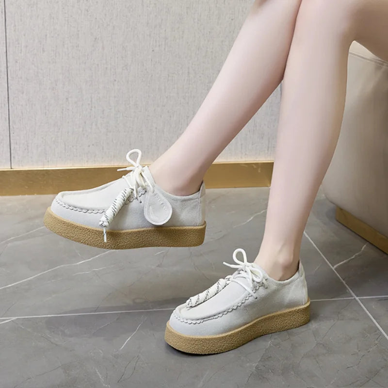 Kasia – Zamszowe loafersy w stylu brytyjskim