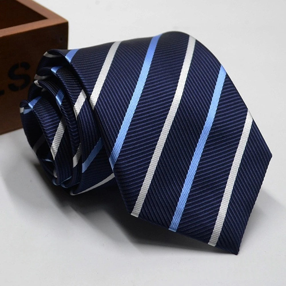 Marek – Elegancki krawat w paski