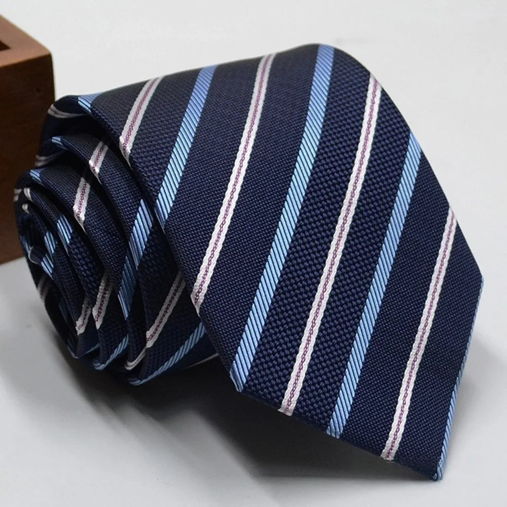 Marek – Elegancki krawat w paski