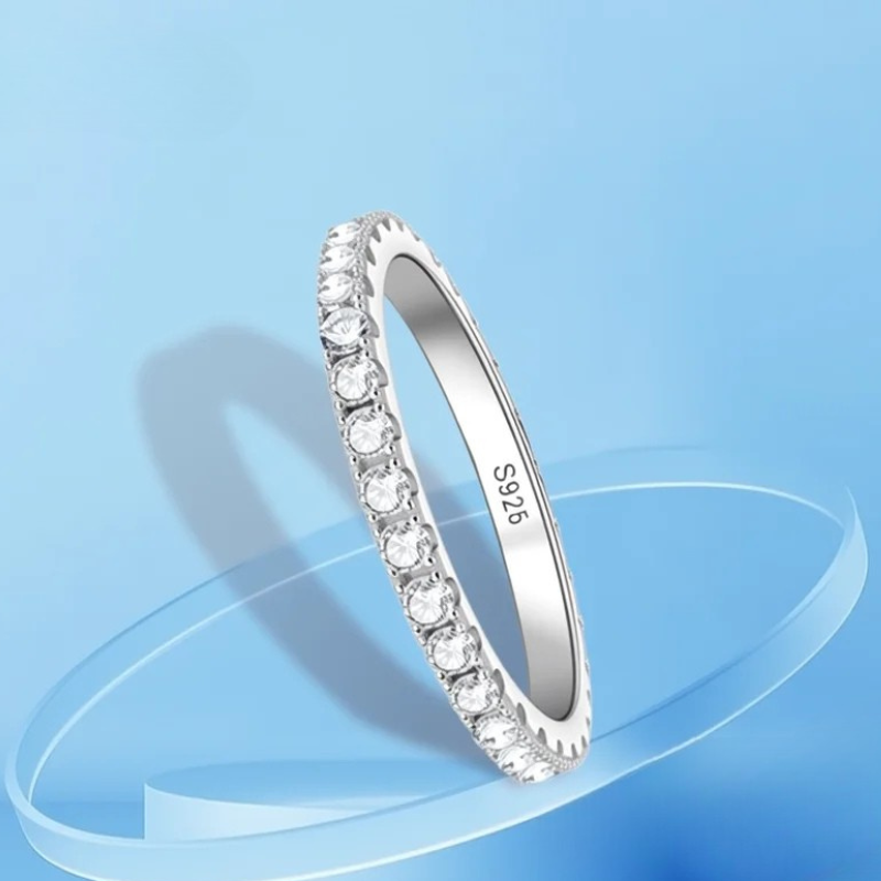 Katarzyna – Pierścionek zaręczynowy z moissanitem