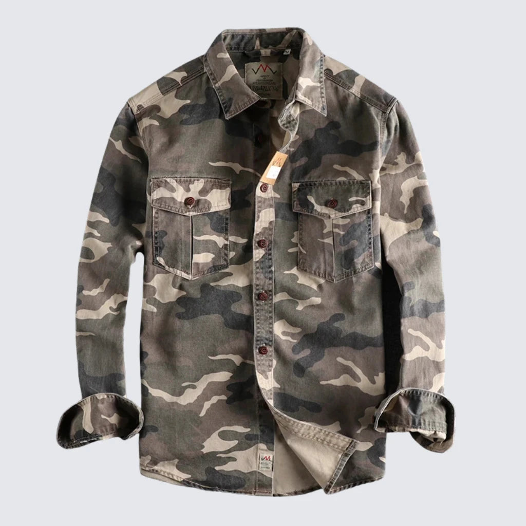 Kamil – Koszula cargo w kamuflażu